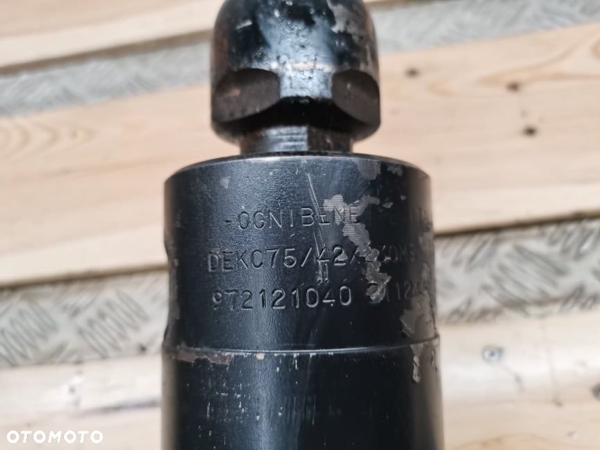 Manitou MT 625-75H {Cylinder hydrauliczny skrętu} - 8