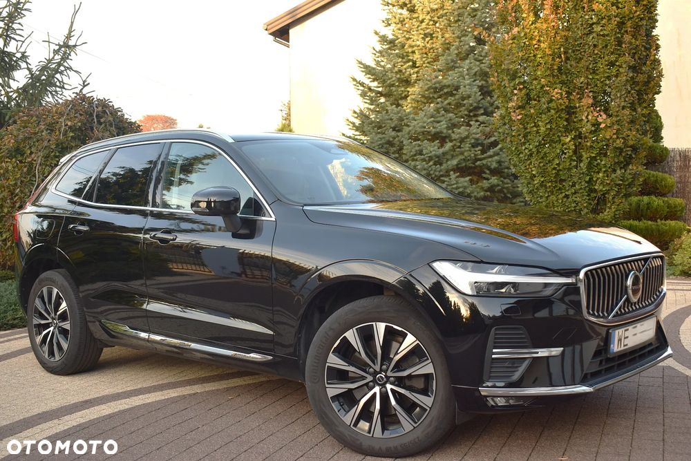 Volvo XC 60 B4 B Plus Bright - 19