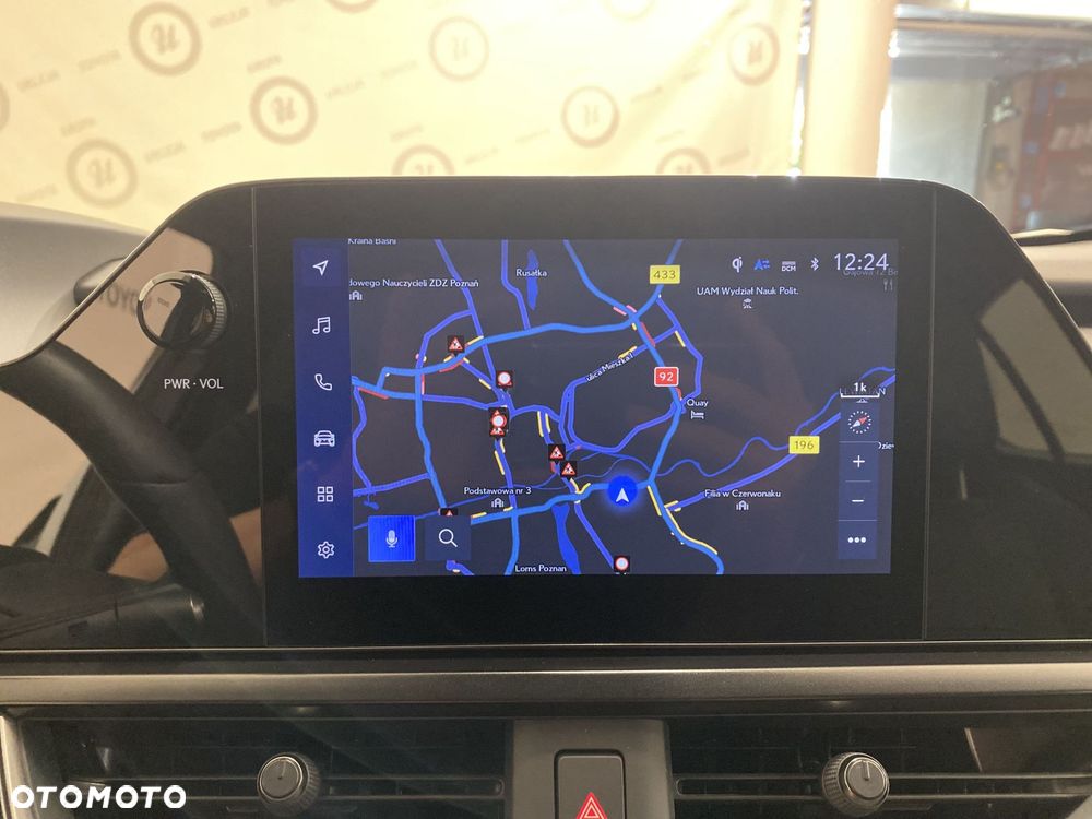 Lexus UX - 13