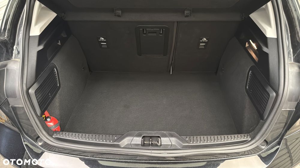 Ford Focus 1.0 EcoBoost mHEV Titanium X - 12