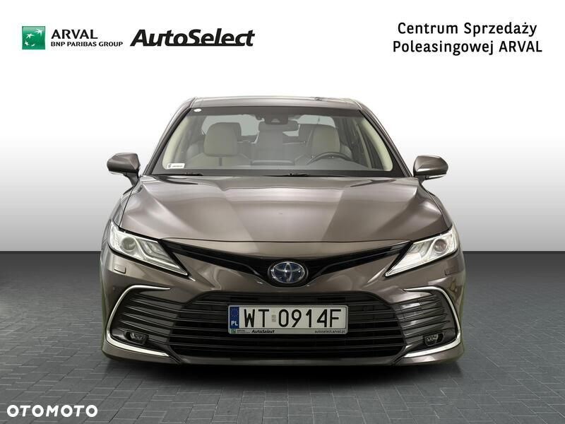 Toyota Camry 2.5 Hybrid Executive CVT - 9