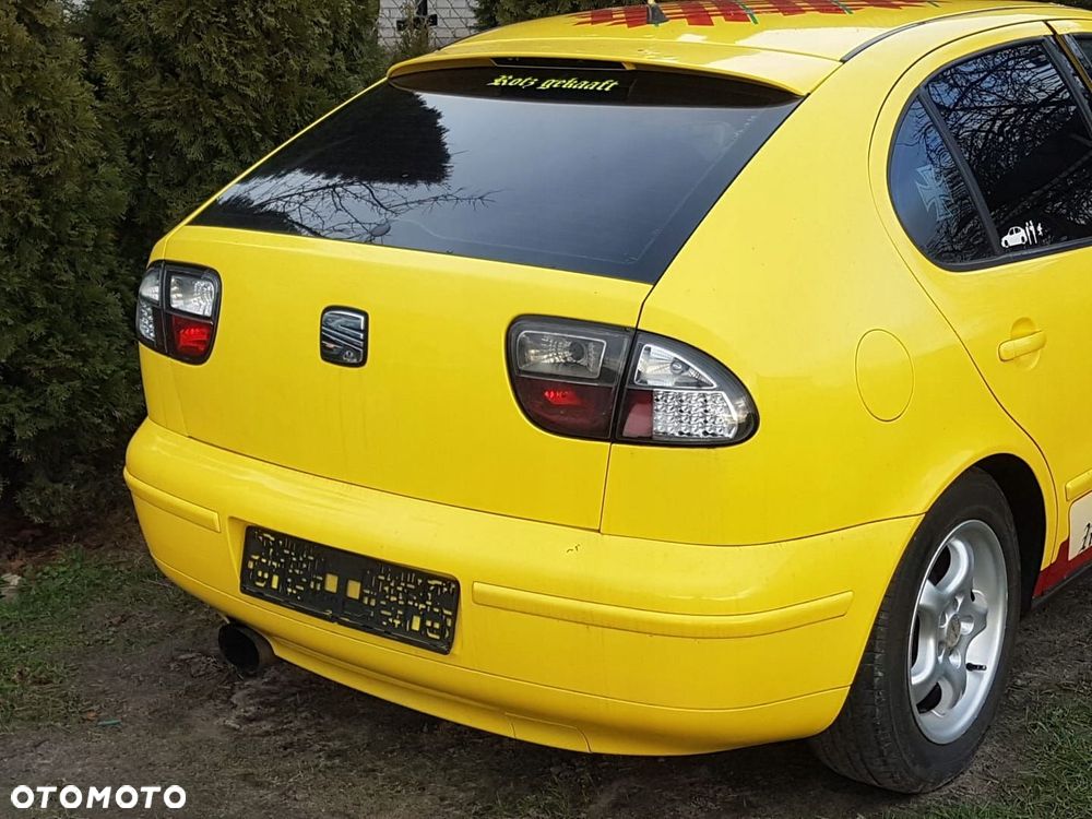 TOLEDO LEON I 98- KLAPA TYŁ TYLNY ŻÓŁTY LS1H - 2