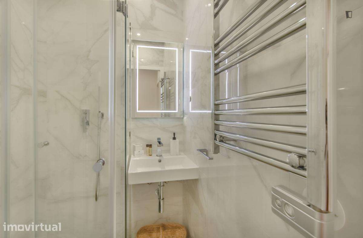 Apartamento com 2 quartos - localizado em Picoas Lisbon - Grande imagem: 3/38
