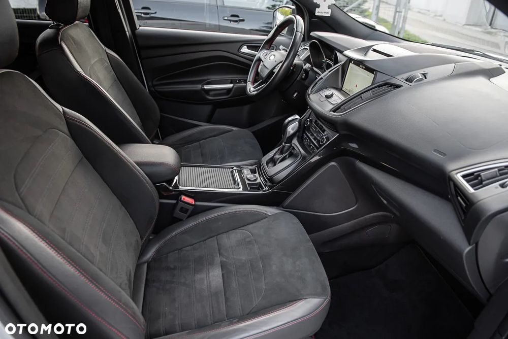 Ford Kuga 2.0 TDCi AWD ST-Line - 34