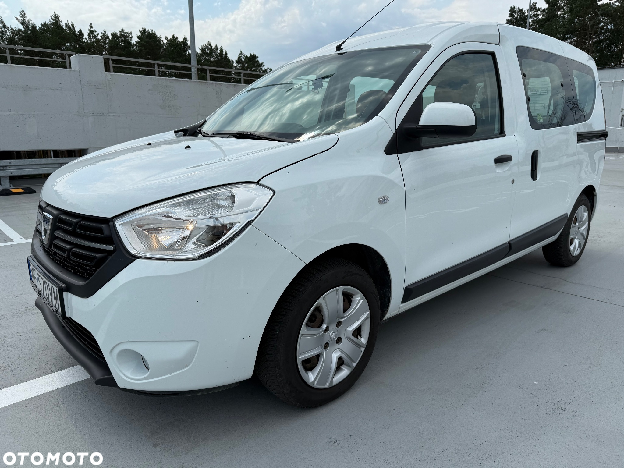 Dacia Dokker 1.5 Blue dCi Laureate - 2