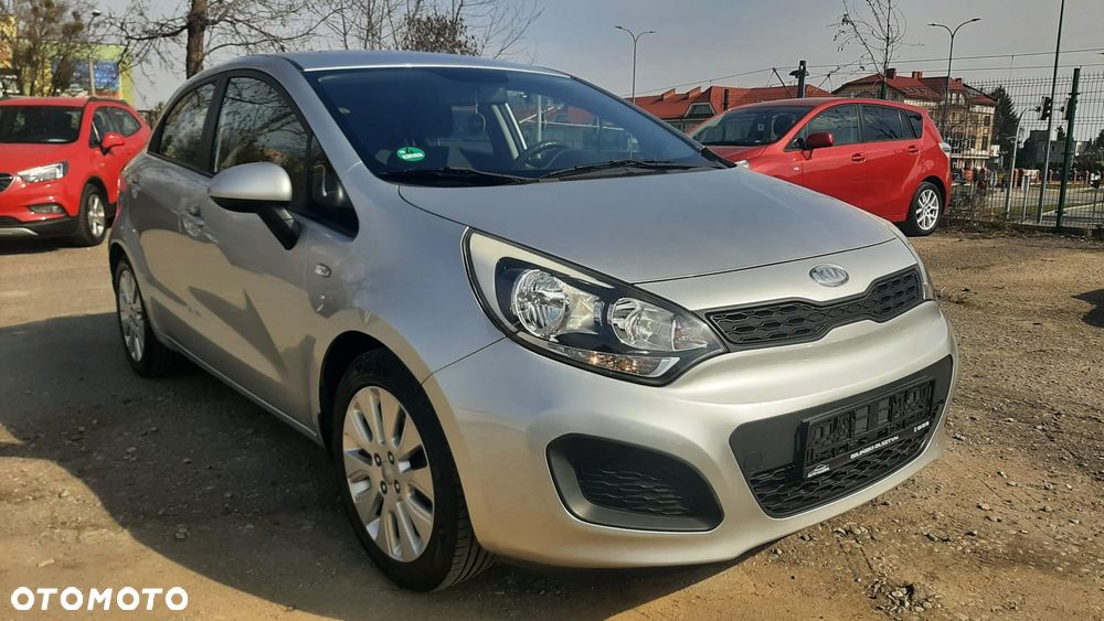 Kia Rio 1.2 Attract - 2