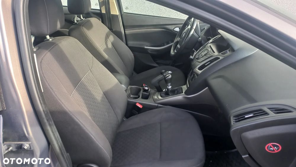 Ford Focus 1.0 EcoBoost Edition - 4