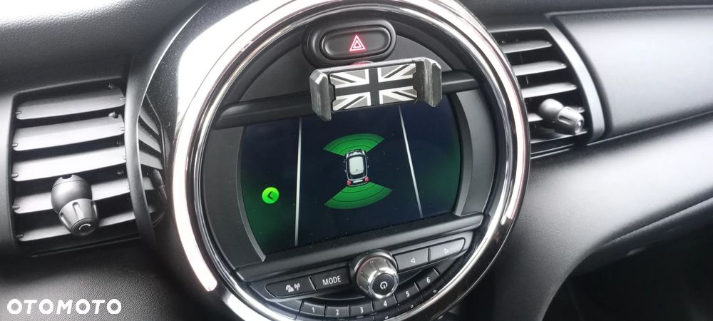 MINI ONE Essential Trim - 19