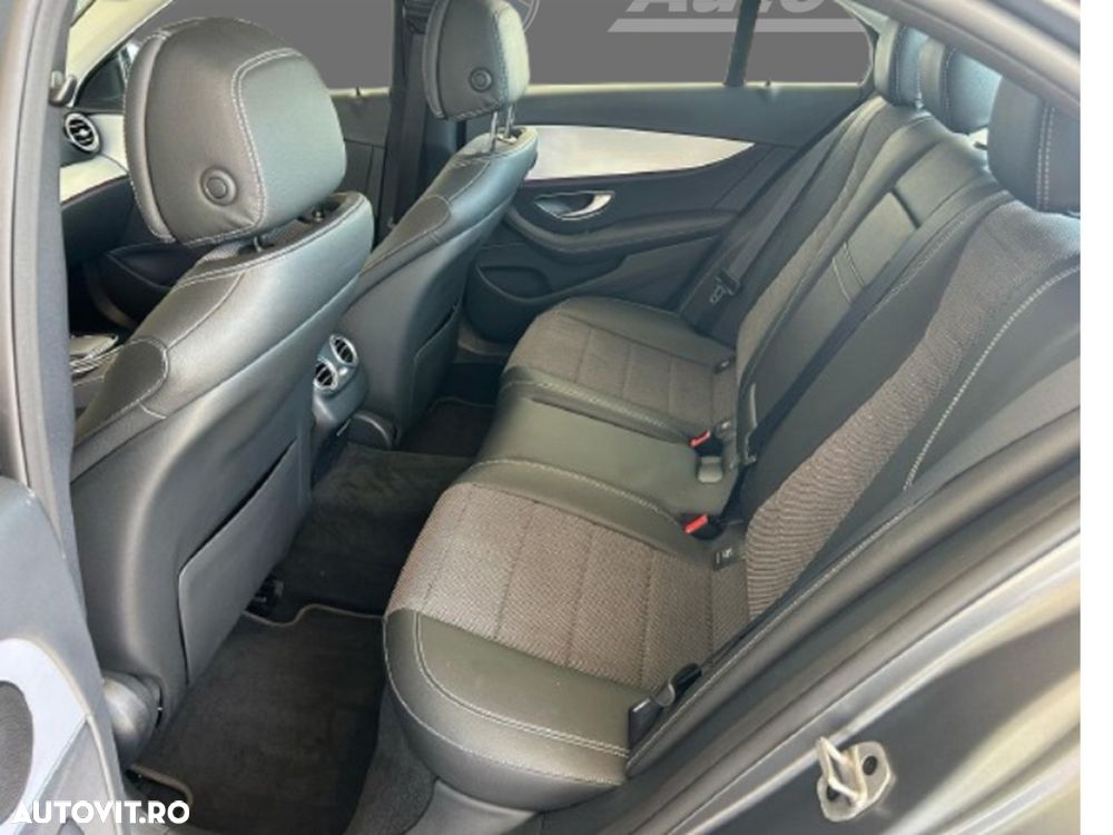 Mercedes-Benz E 220 d 4Matic 9G-TRONIC Avantgarde - 10