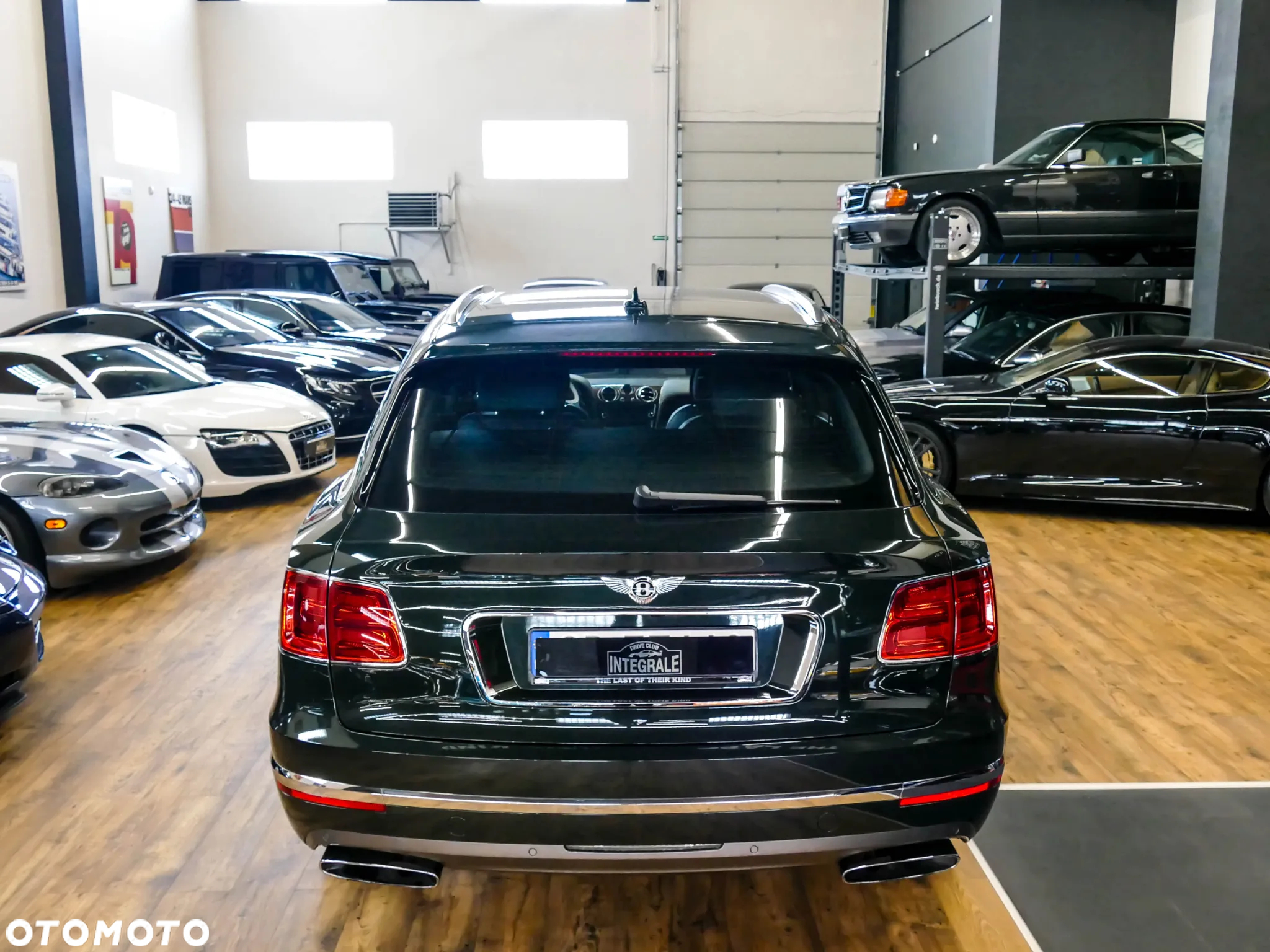 Bentley Bentayga W12 Mulliner - 5