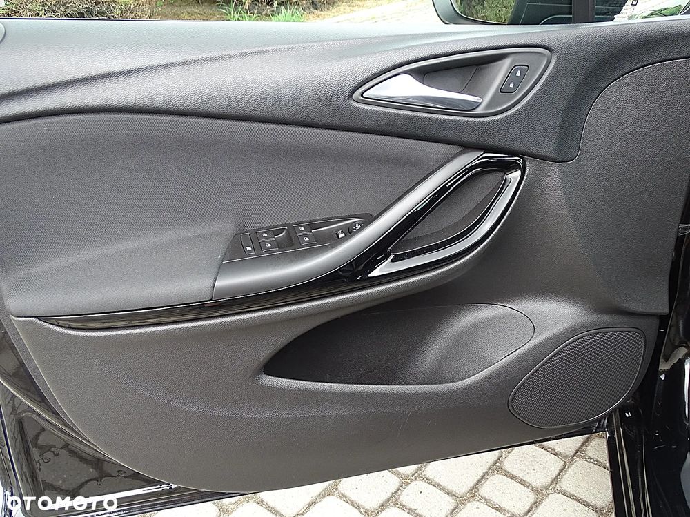 Opel Astra 1.6 CDTI Elite S&S - 29