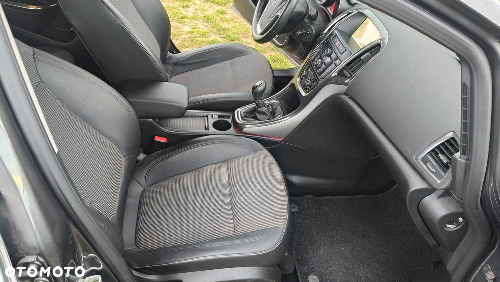 Opel Astra 1.4 Turbo Cosmo - 19