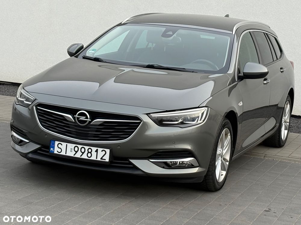 Opel Insignia - 1