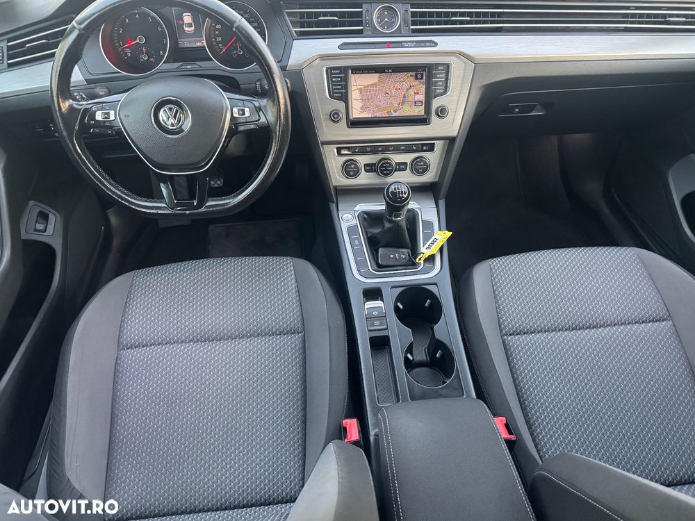 Volkswagen Passat 1.4 TSI ACT Comfortline - 9