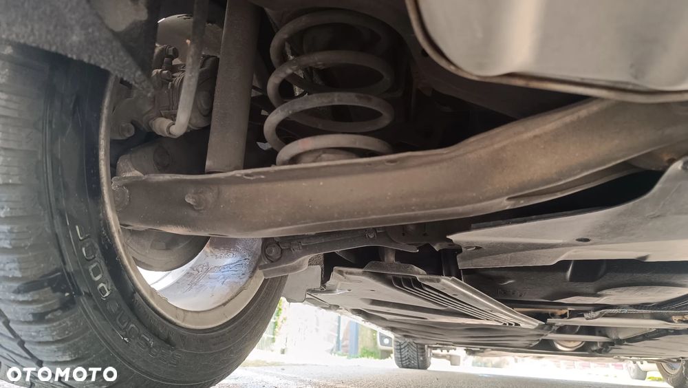 Mercedes-Benz Klasa A 180 (BlueEFFICIENCY) Style - 23