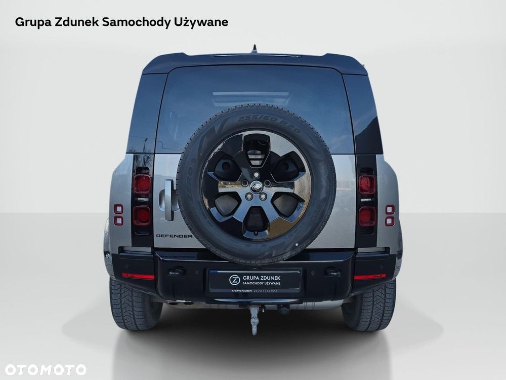 Land Rover Defender - 6