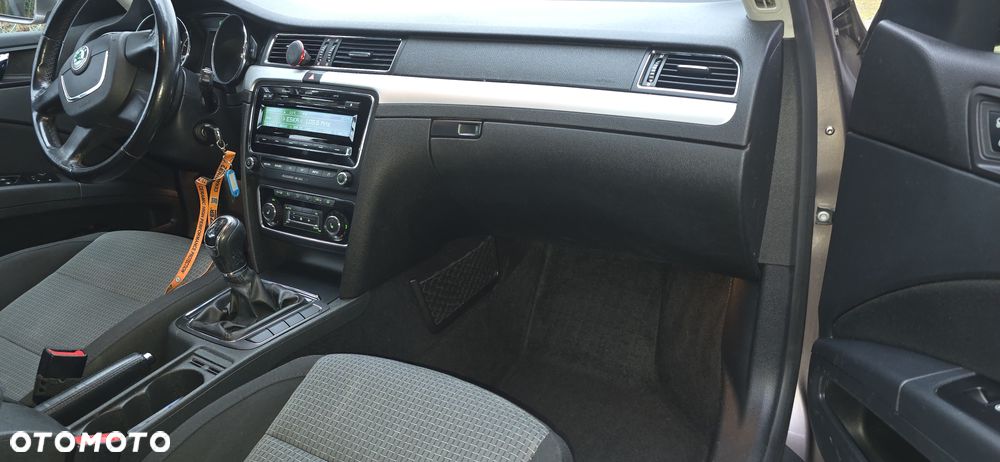 Skoda Superb 1.8 TSI Ambition - 16