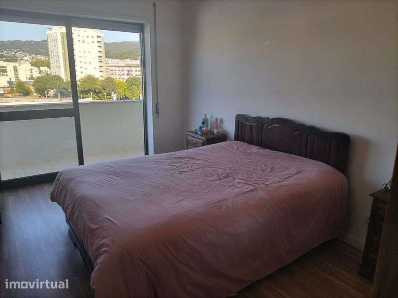 Alugo T1 remodelado em maximinos - Grande imagem: 4/8