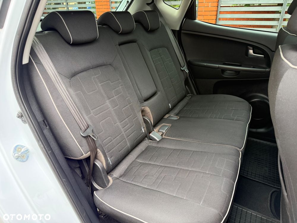 Kia Venga 1.6 CRDi XL - 25