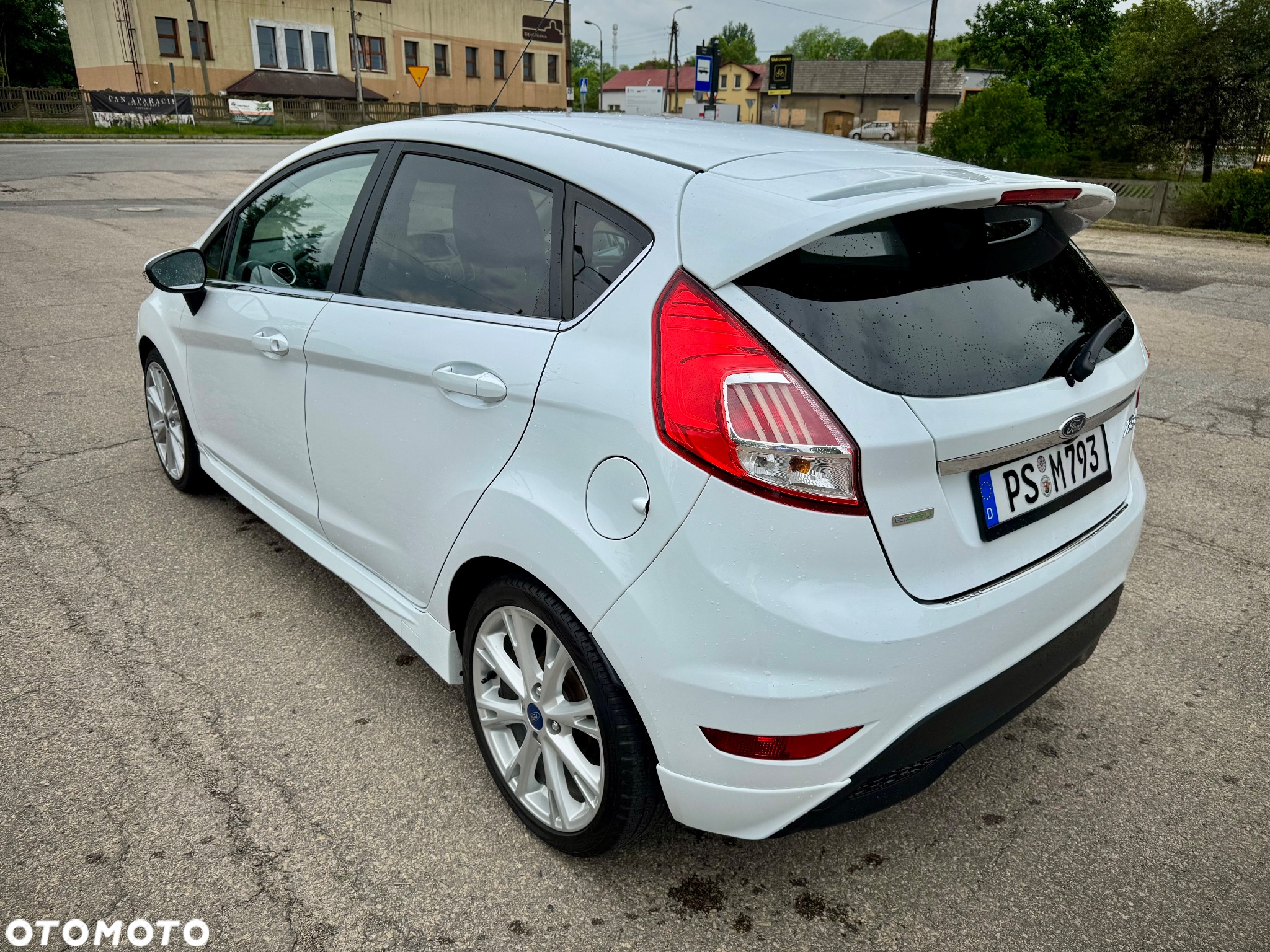 Ford Fiesta 1.0 EcoBoost Start-Stop ST-LINE - 4