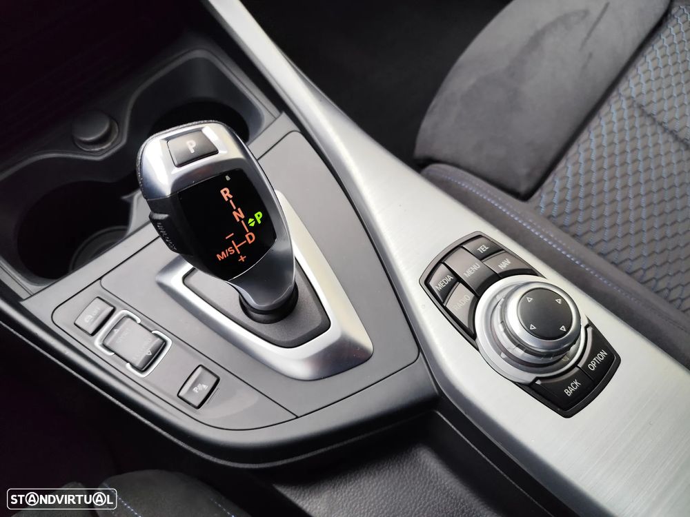 BMW 116 d Pack M Auto - 27