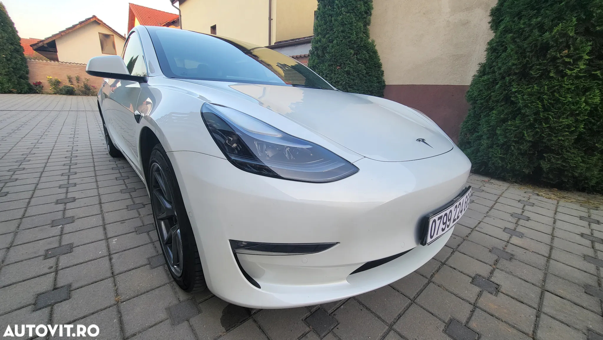 Tesla Model 3 Langstreckenbatterie Allradantrieb Dual Motor Performance - 30