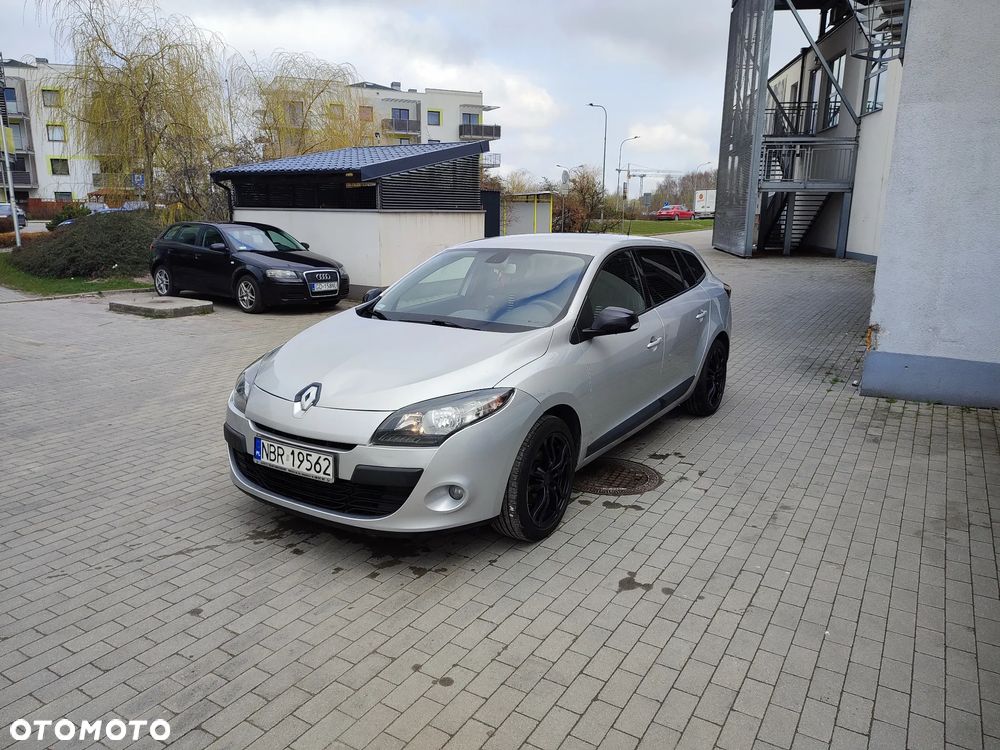 Renault Megane 1.5 dCi Color Edition - 1