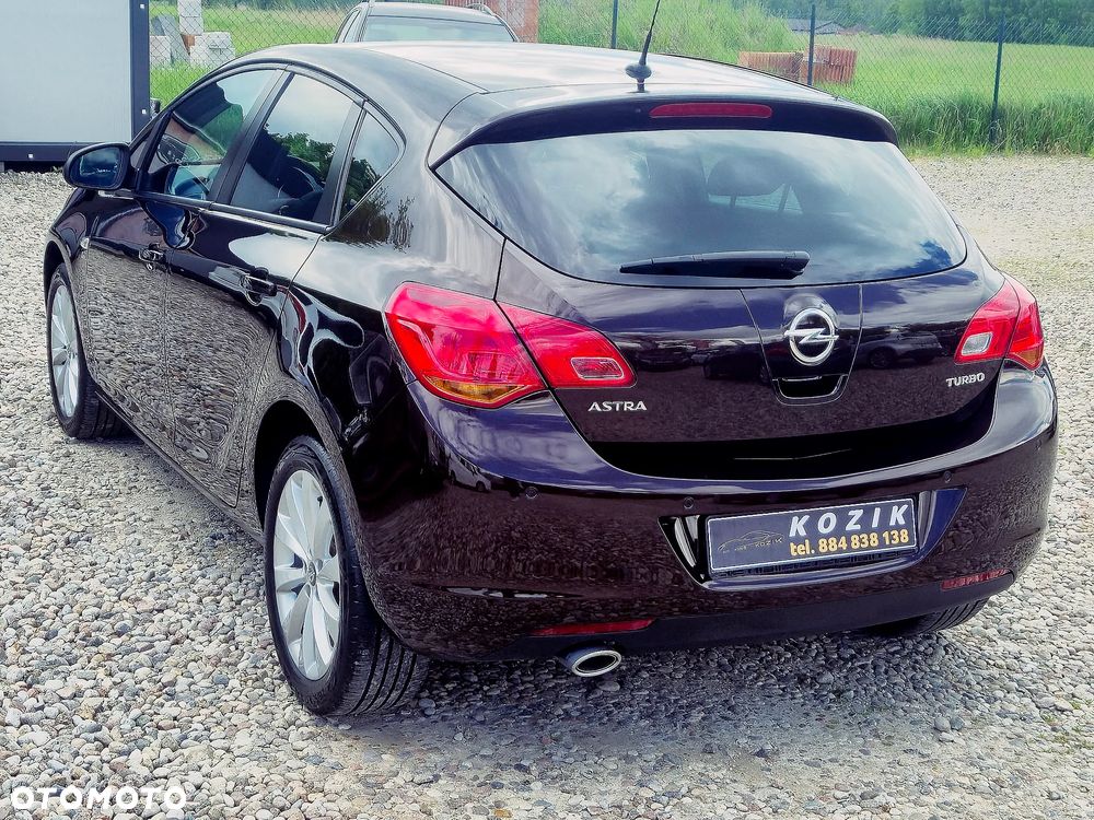 Opel Astra 1.4 Turbo Color Edition - 13