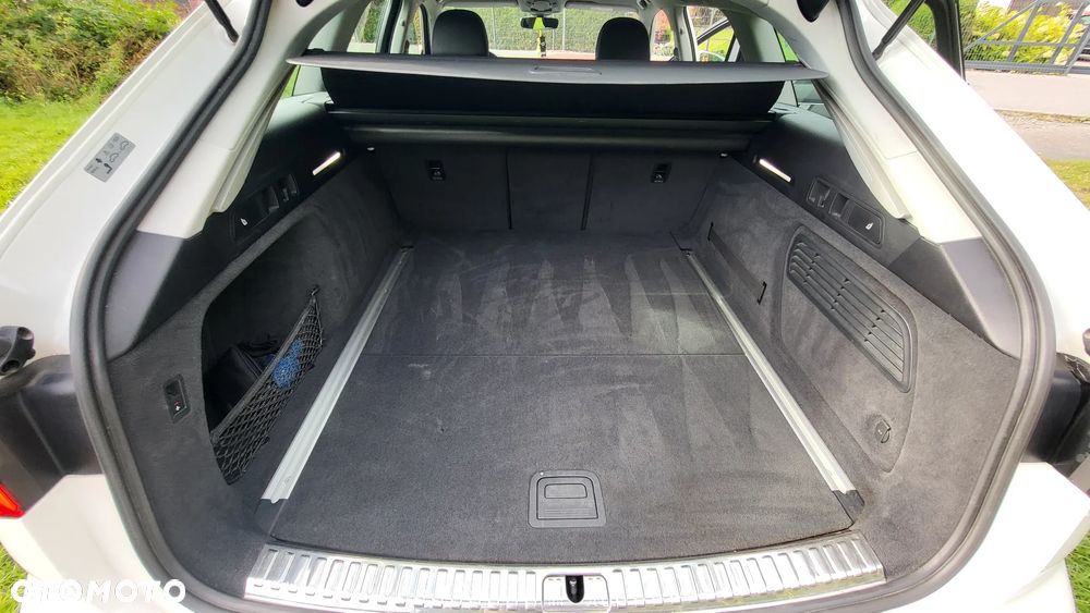 Audi A6 Avant 40 TDI quattro S tronic - 10