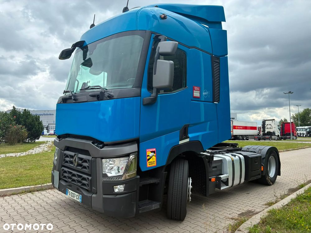 Renault T480 Sleeper Cab - 9