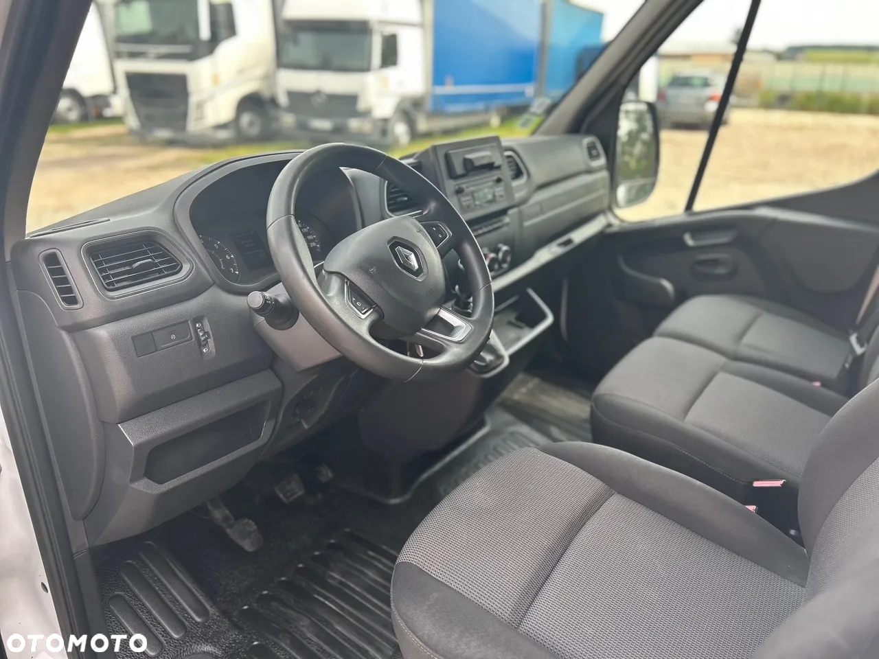 Renault Master chłodnia - 9