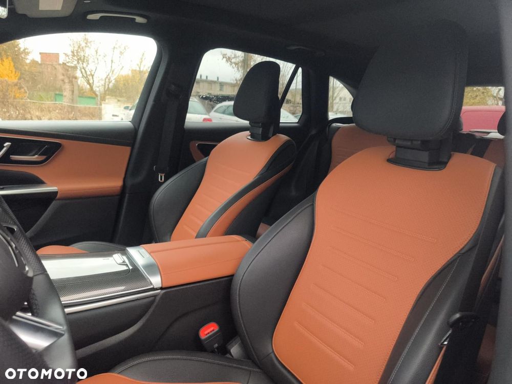 Mercedes-Benz GLC - 11