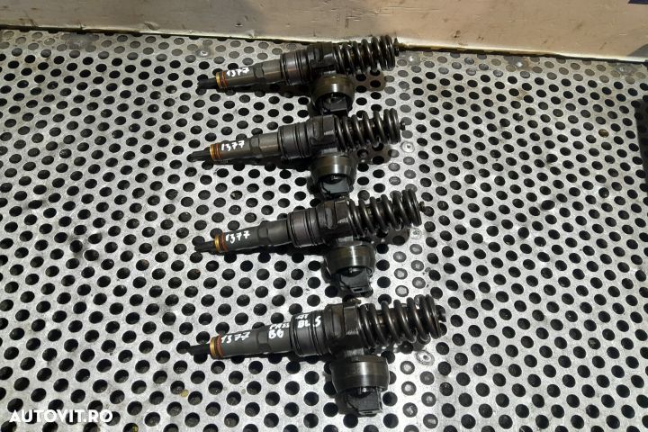 Injector motorina 038130073BN 038130073BN Volkswagen VW Passat B6 [20 - 1
