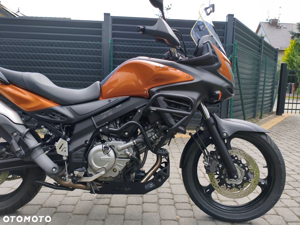 Suzuki V-STROM - 11