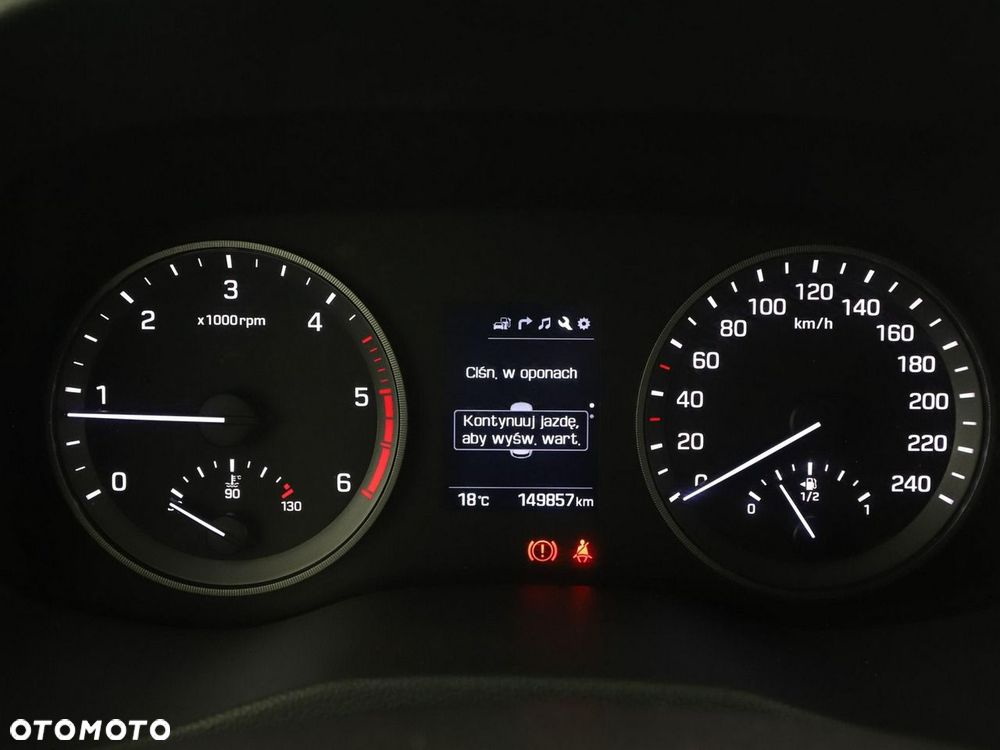 Hyundai Tucson 2.0 CRDi 2WD Trend - 23