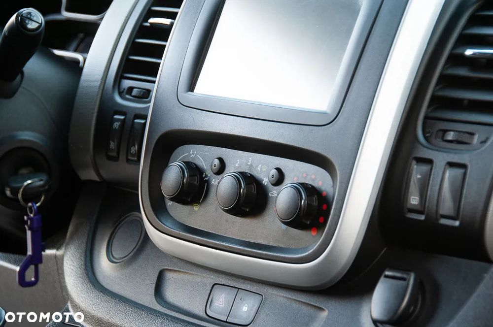 Renault Trafic - 20