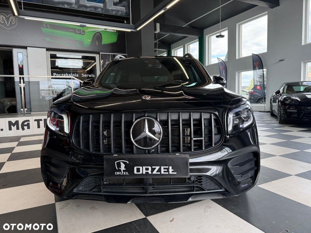 Mercedes-Benz GLB - 2