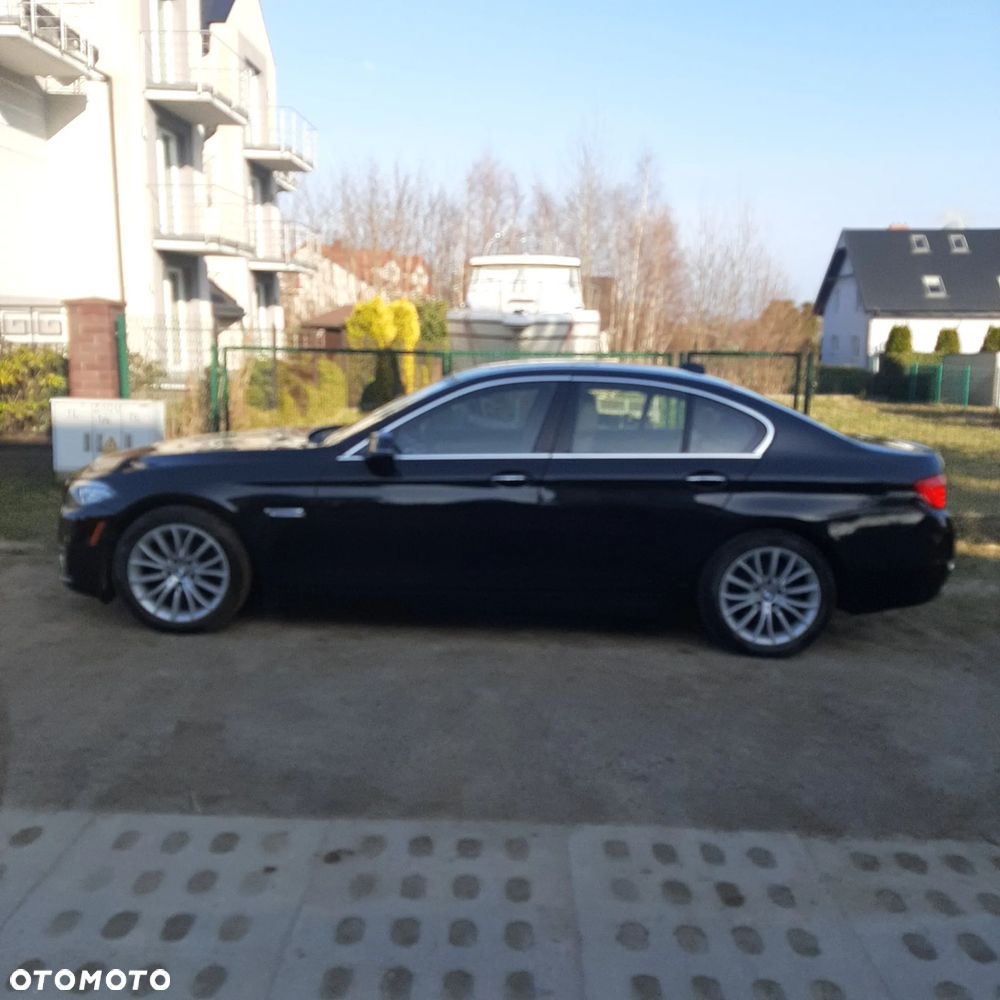 BMW Seria 5 528i xDrive - 18