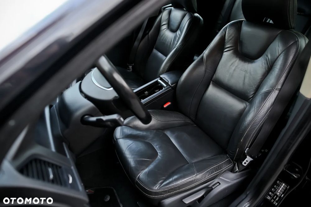 Volvo XC 60 DRIVe R Design - 20