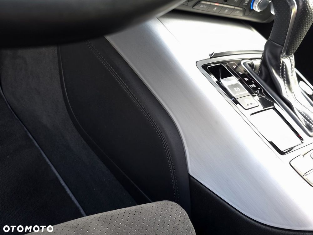 Audi A6 Avant 2.0 TDI ultra S tronic - 21