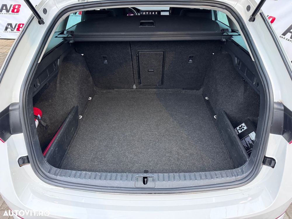 Skoda Octavia 2.0 TDI DSG Style - 26