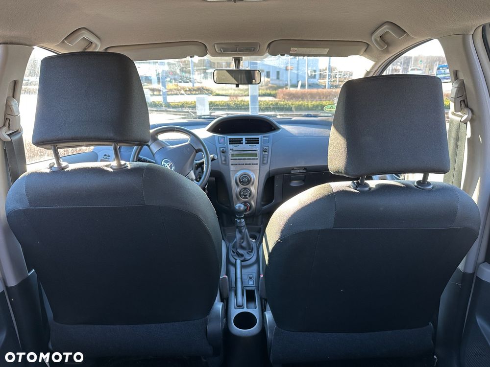 Toyota Yaris 1.33 VVT-i Sol - 9