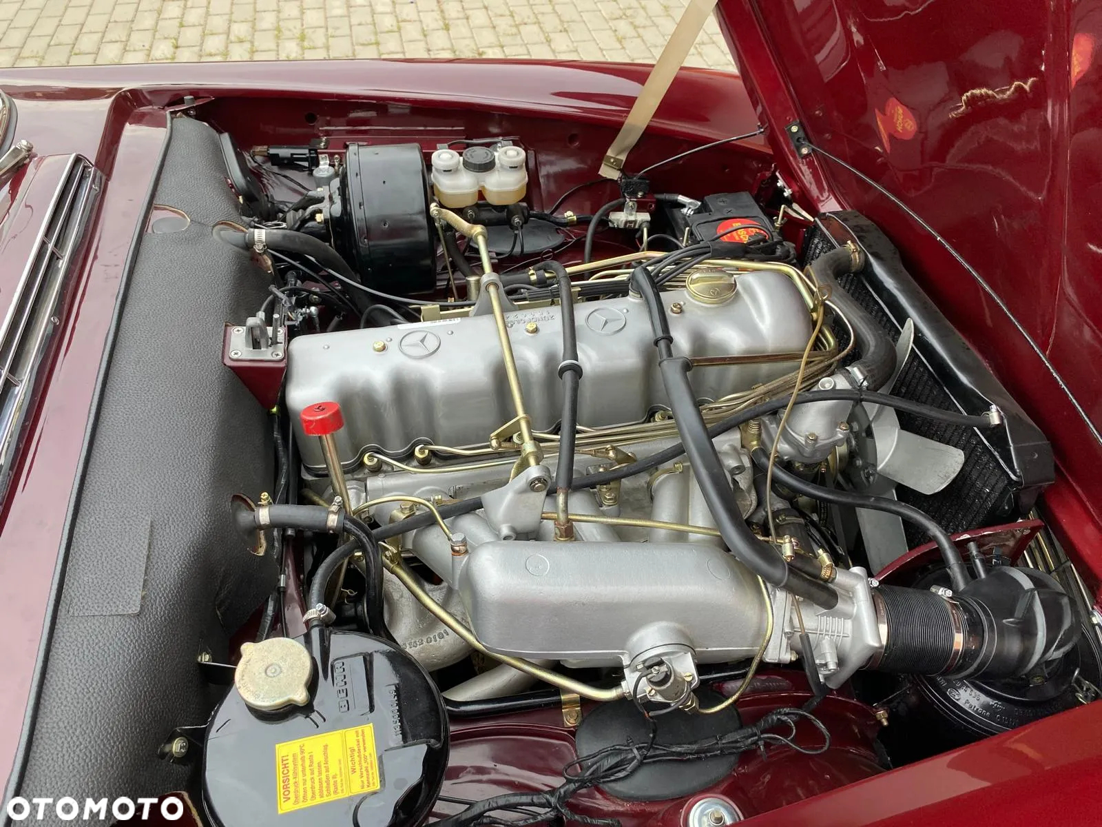 Mercedes-Benz SL - 15