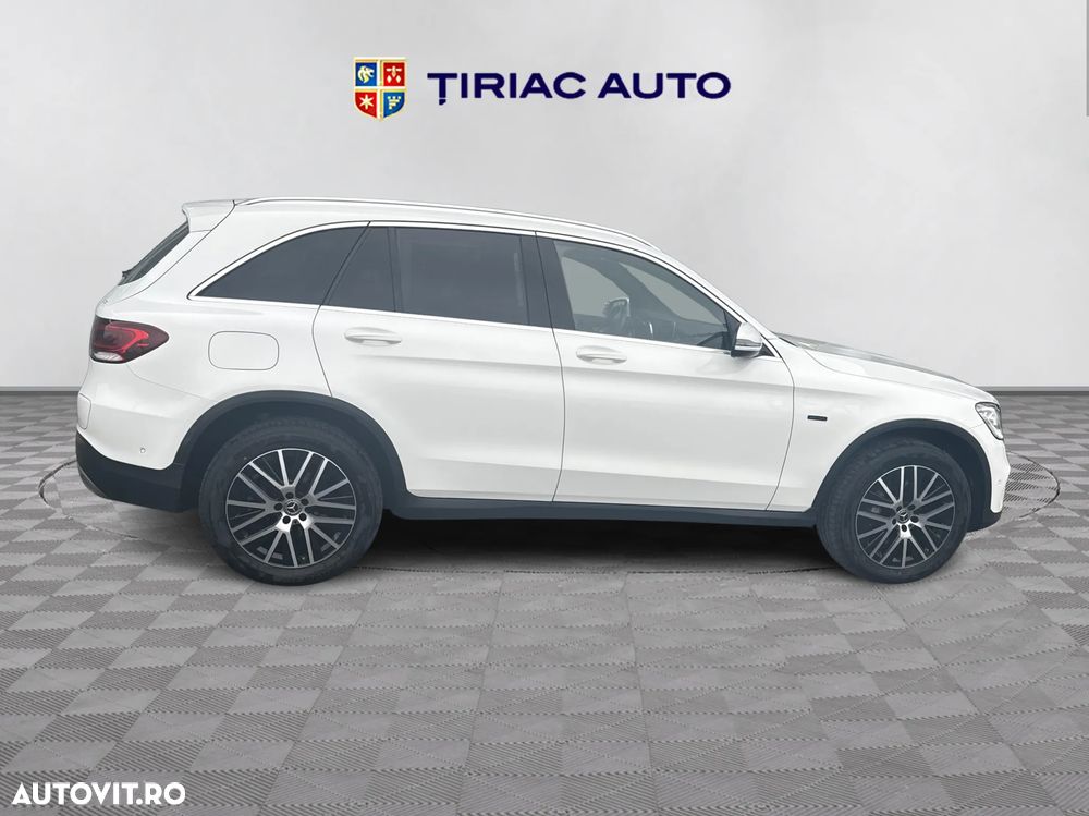 Mercedes-Benz GLC - 6