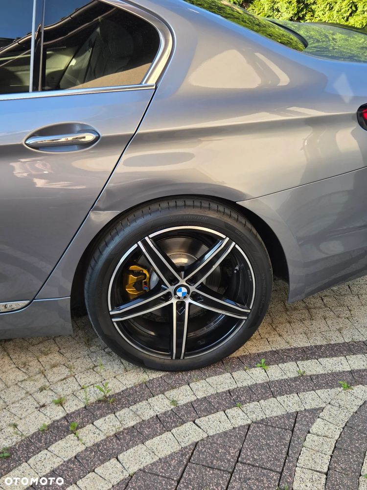 BMW Seria 5 520d xDrive Luxury Line - 14