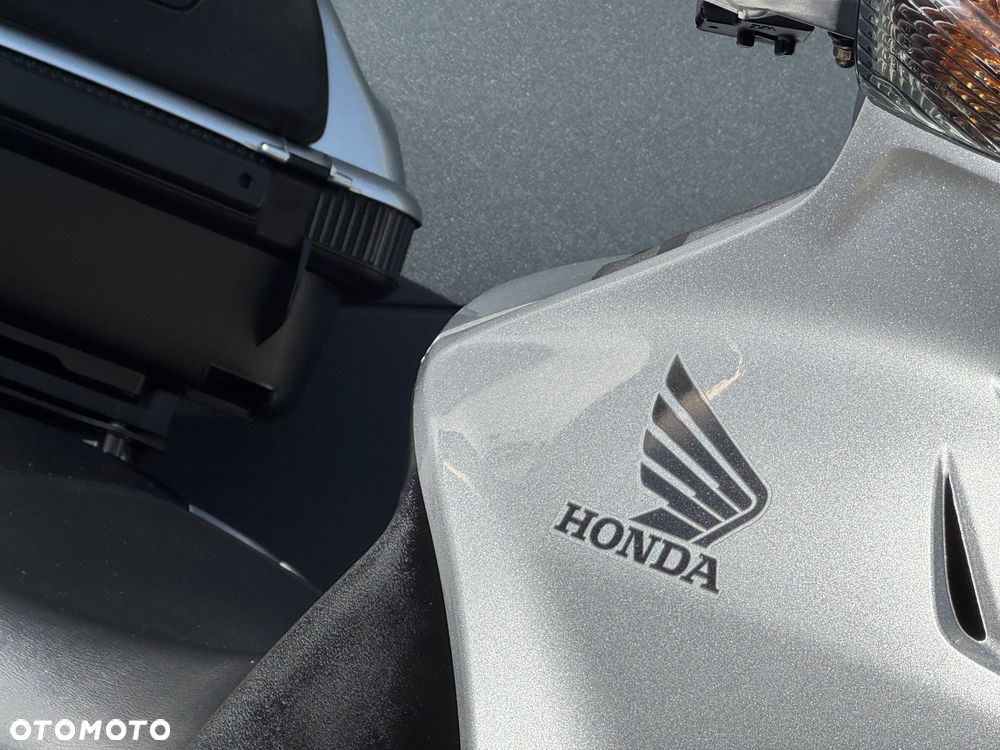 Honda Deauville - 8