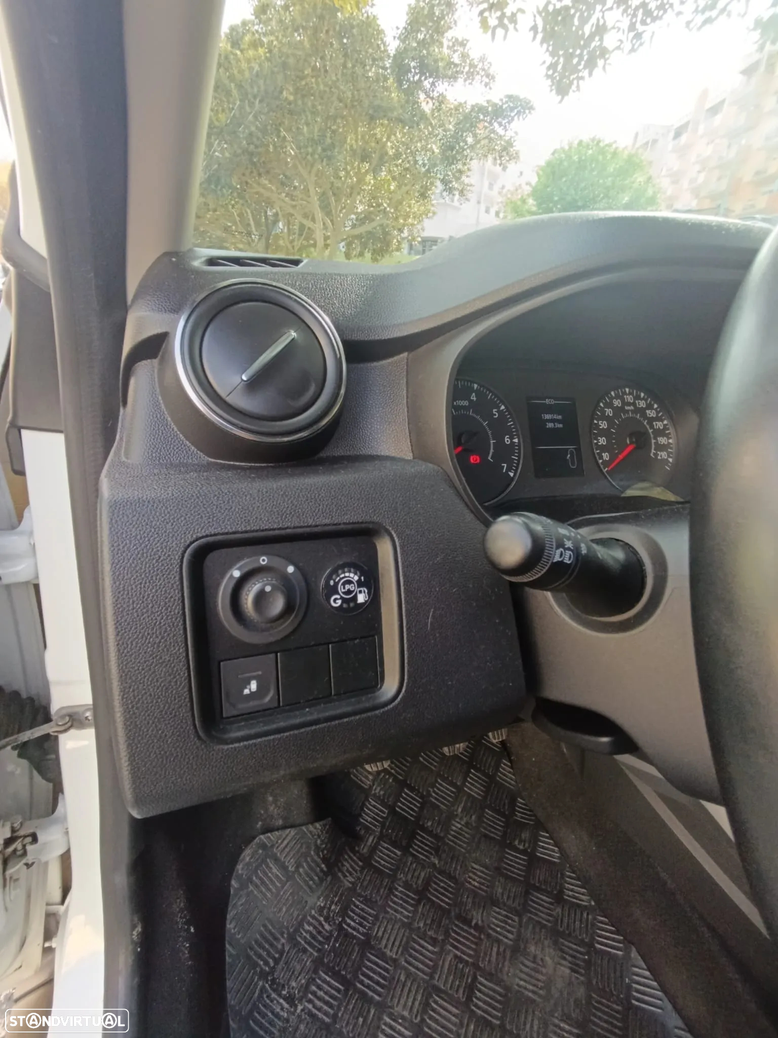 Dacia Duster 1.6 SCe Comfort Bi-Fuel - 15