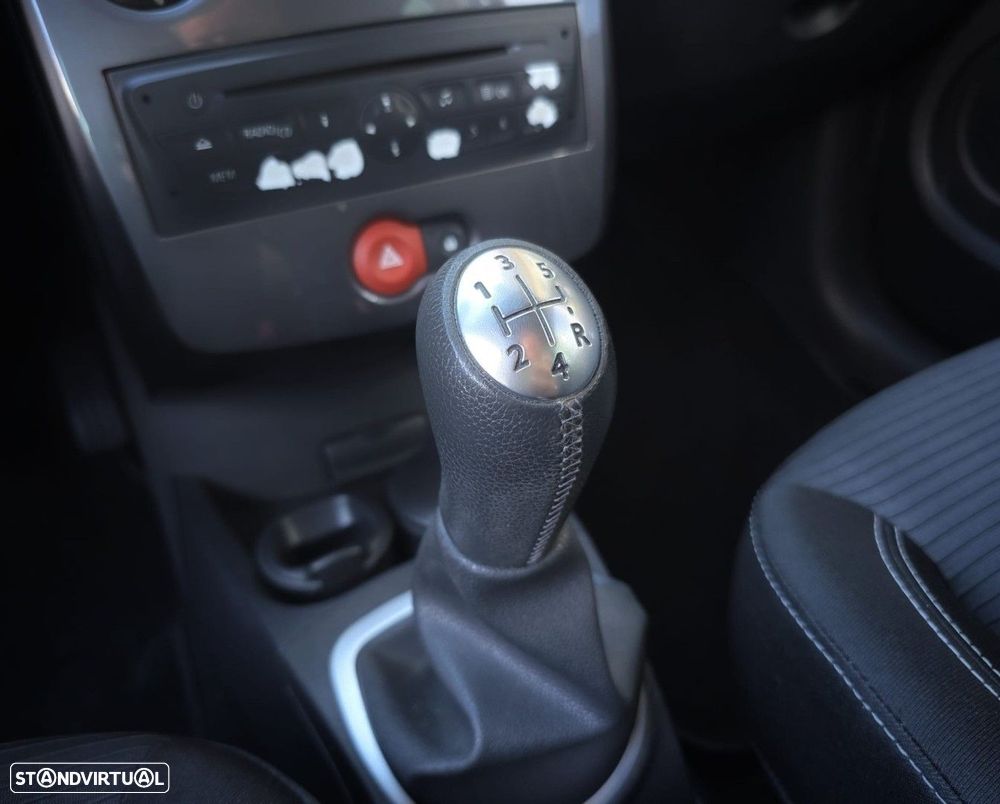 Renault Clio 1.2 16V Dynamique S - 17