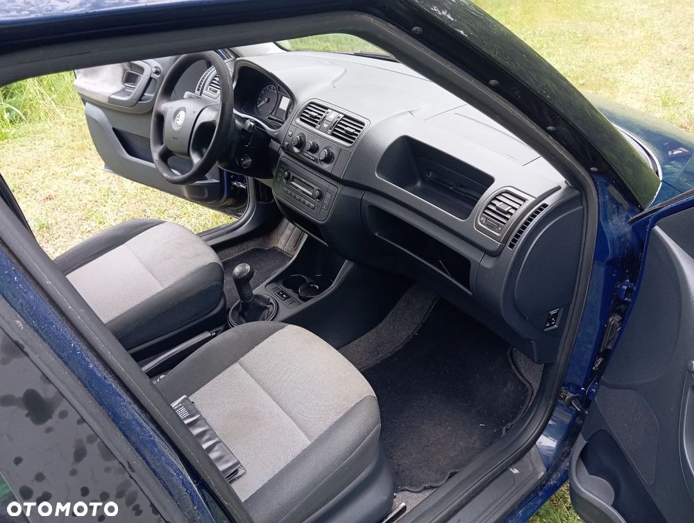 Skoda Roomster - 10