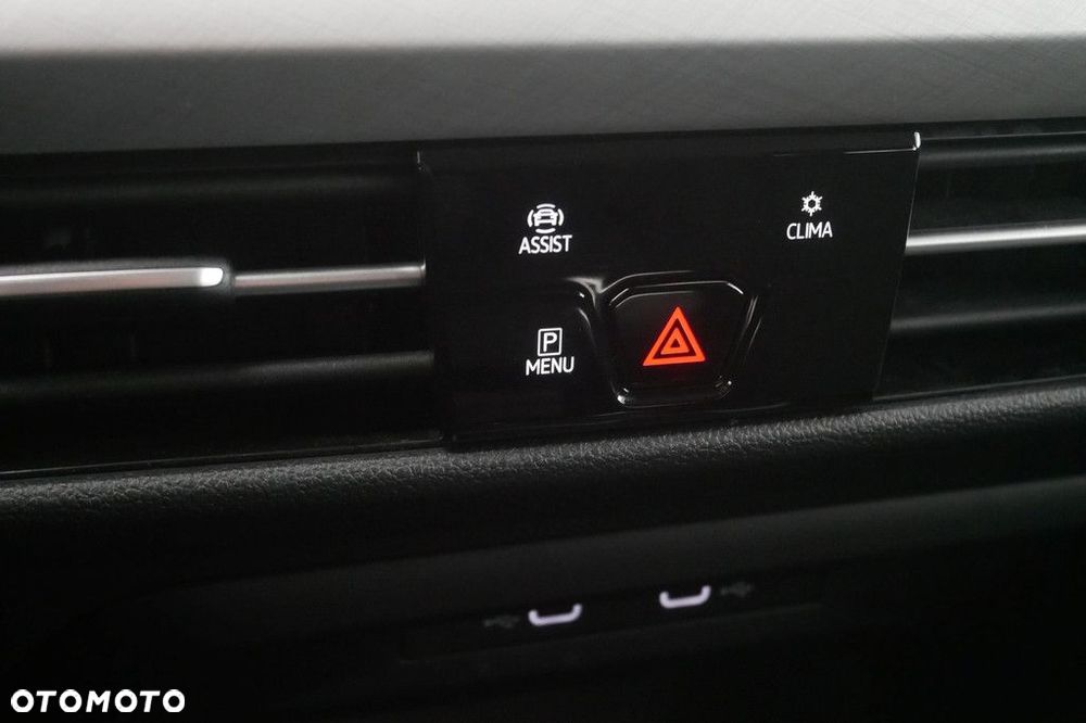 Volkswagen Golf - 17